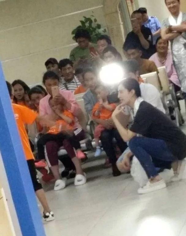 逃税风波已实锤？媒体人爆范冰冰新戏已被删戏份人被软禁在北京