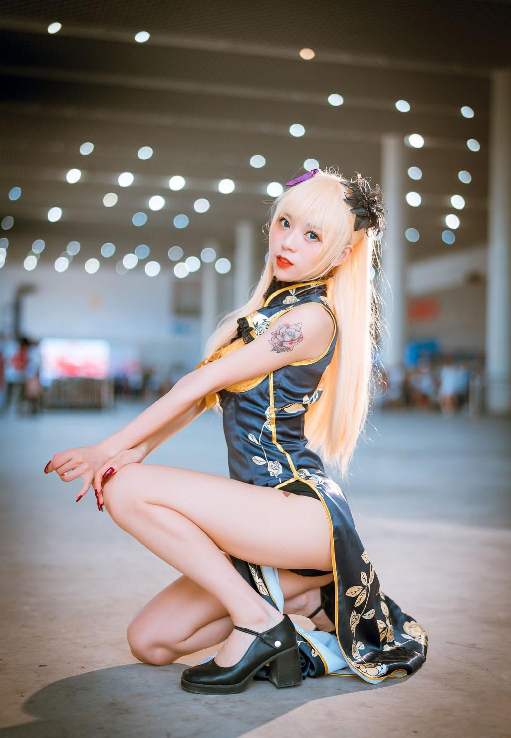 旗袍美女高开叉美腿性感同人cos写真