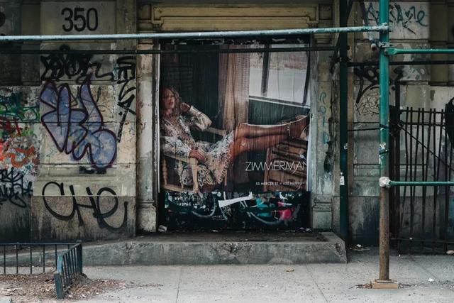 这个秋冬，你需要这3条奶奶裙来解锁浪漫灵魂