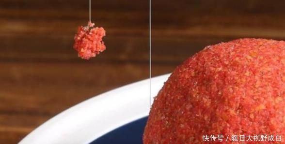  「肯定」拉饵如果这样开，饵团状态肯定非常完美，入水以后鲫鱼都追着咬