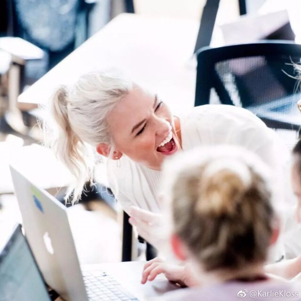 大长腿是老天爷赏饭，可她要过的人生是靠自己来赚!