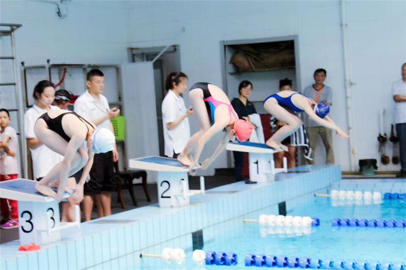 合肥市红星路小学举办2018年校级游泳比赛