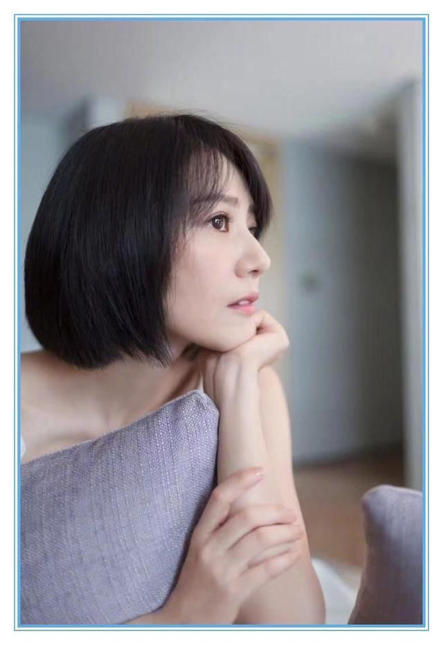 高圆圆不过剪了个娃娃头，就从38岁变18岁，网友：赵又廷赚大了