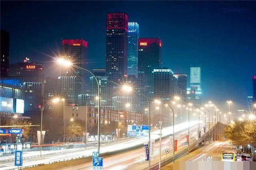  生存：中国最难生存的城市，月入上万只够生活，是承载很多人梦