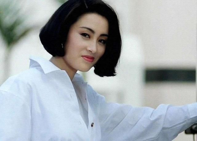 无PS的年代，这些正牌港星女神也能靠穿衣取胜，搁到现在都是潮流