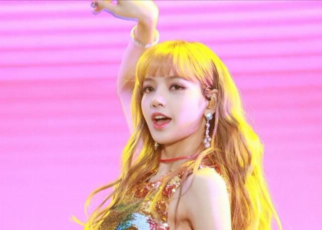 『成员之一』十大唱跳俱佳韩国爱豆：Lisa堪称“涨粉机器”，吴世勋业务超群
