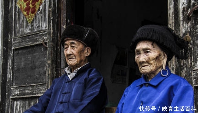  「养老金」年满60岁以上的农村老人，有哪些补贴，养老金多少？