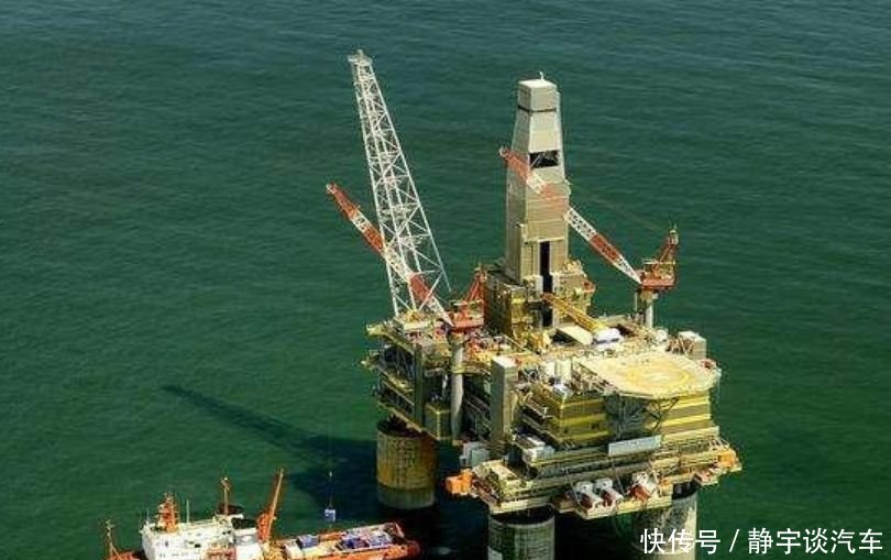 国际油价下跌，国内油价却上涨，为什么国内的油价会高出好几块？