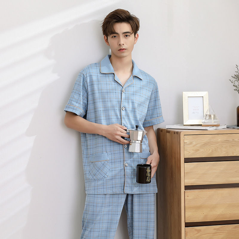 居家主要是舒服，舒服的居家服很重要，还带一丝“性感”