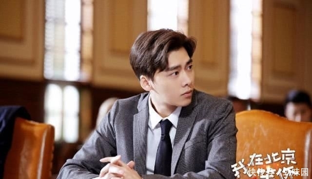 「放过」李易峰新戏女配遭网暴,发文求李易峰粉放过:我长得丑不配做演员