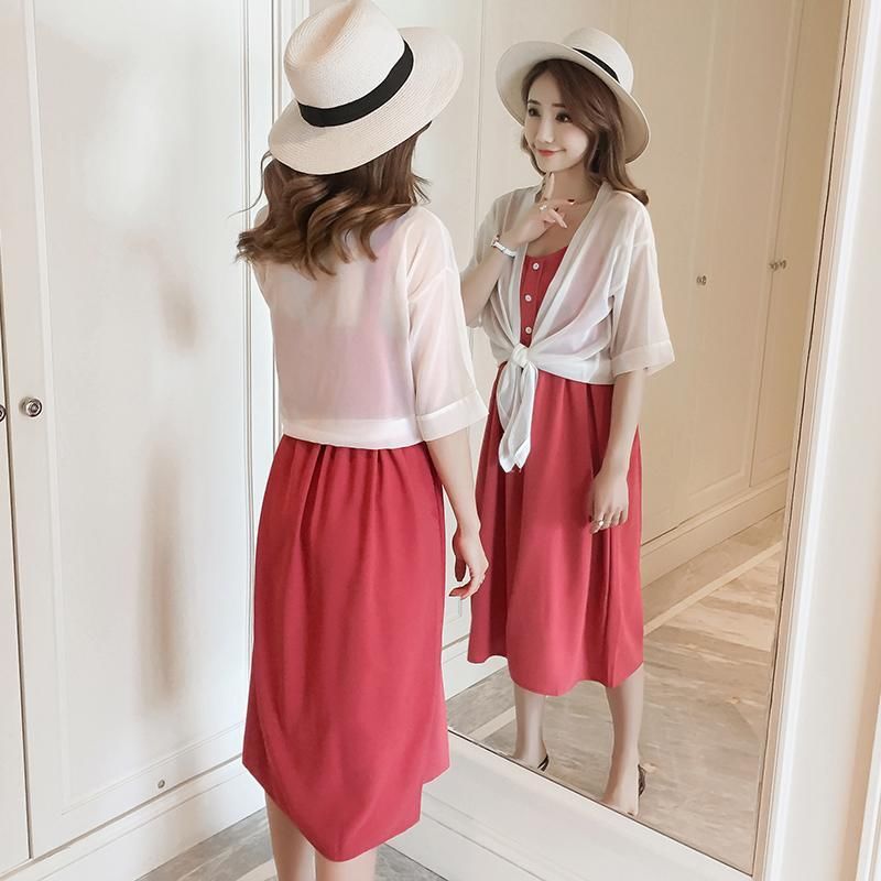 时尚优雅的连衣裙，显瘦又甜美，尽显优美曲线