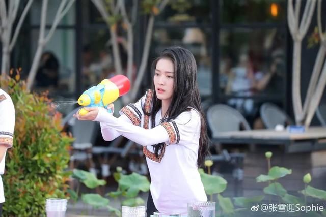 夏天用对粉底液比用对防晒霜更重要 看完这6瓶底妆评测再买也不晚