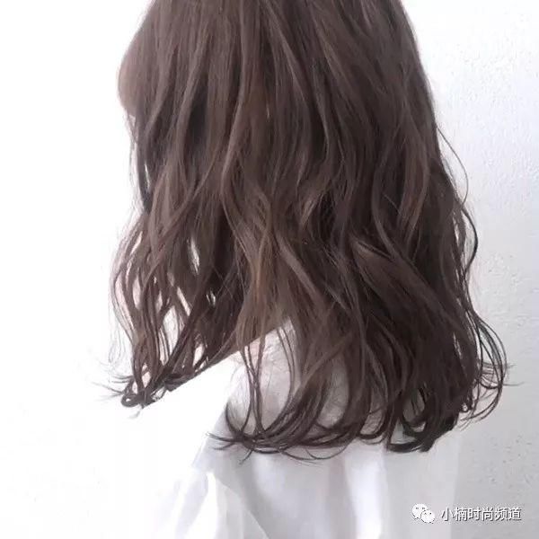 手残也能秒懂！让你颜值翻倍的晨曦微卷，短中长发不求人也能达成
