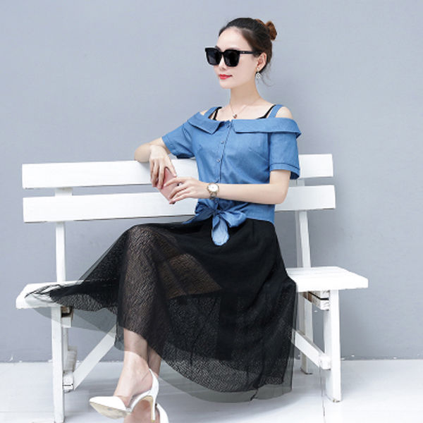 没到1米6的老婆把高跟鞋扔了，穿这样短套装，搭平底鞋也显高