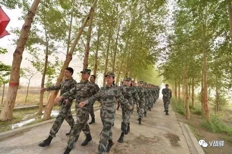 取消安置,军人退役后能干些啥?笑着笑着眼睛就