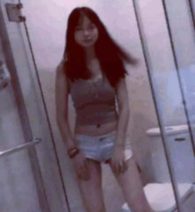 “马桶门”事件发生大变动，抖音官方正式反击，网友：炒作