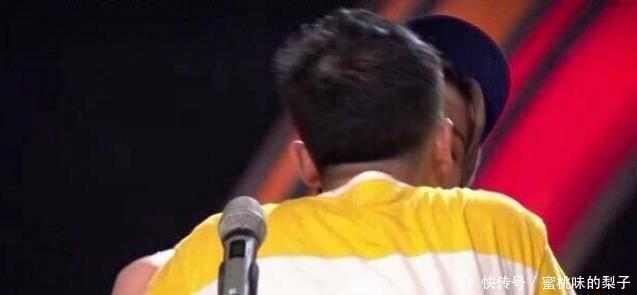 明日之子再闹乌龙，李宇春险被男子强吻，网友：安保工作真差劲