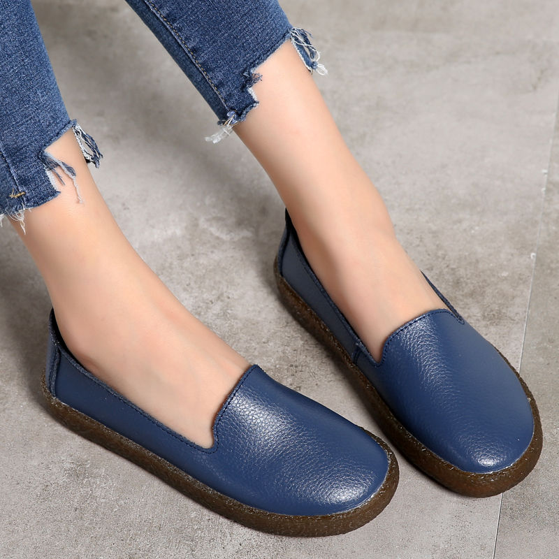 秋天已到，别再穿凉鞋!时下超流行“瓢鞋”，一款比一款洋气百搭