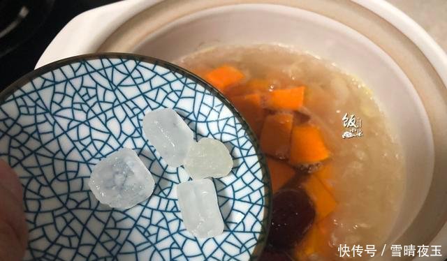 『干燥』它是“穷人燕窝”,煮一锅不到10块钱,秋冬季节多吃,皮肤不干燥!