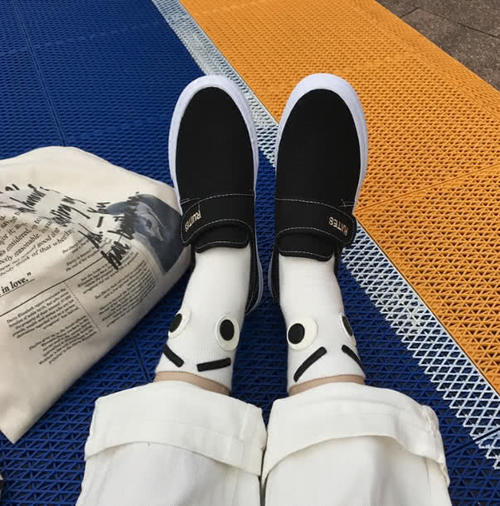 2018爆款帆布鞋推荐！专为懒癌星人准备，送给不爱系鞋带的你！