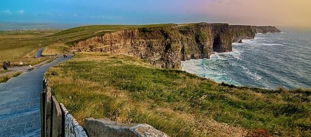 世界最美的悬崖，也是欧洲最高的悬崖，身临其境让人叹为观止!