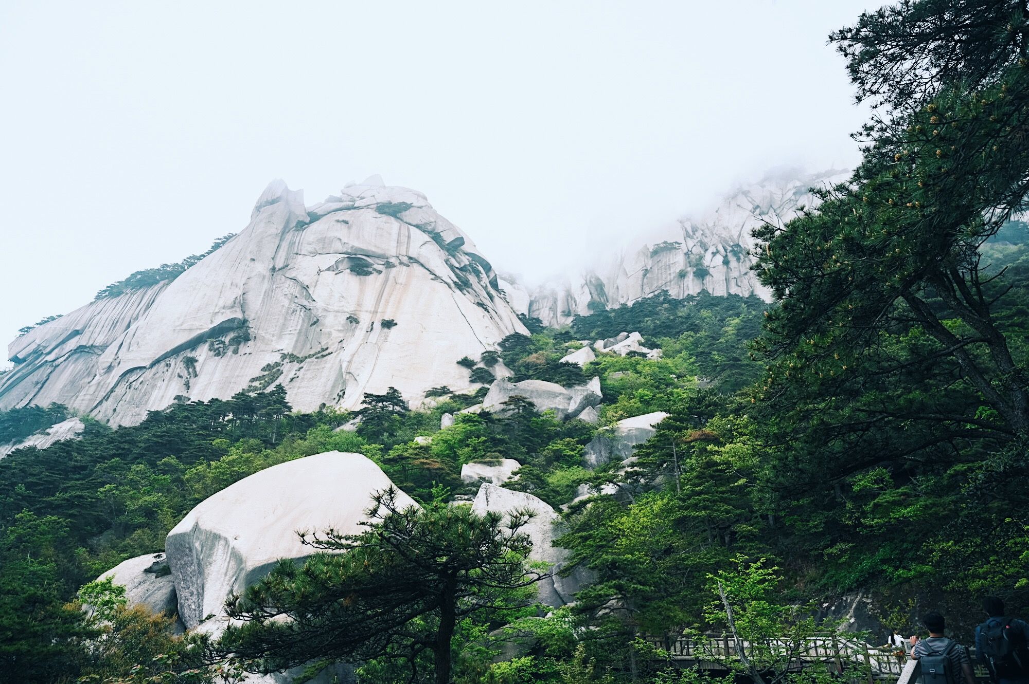 走进北纬30°的天柱山，一处风光秀丽又神秘的地方