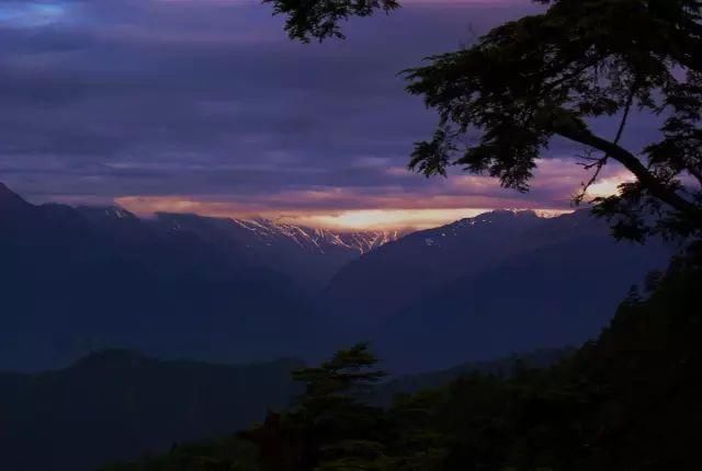 它只是雅安的一个县，却几乎包揽了川西美景!离德阳仅4小时!