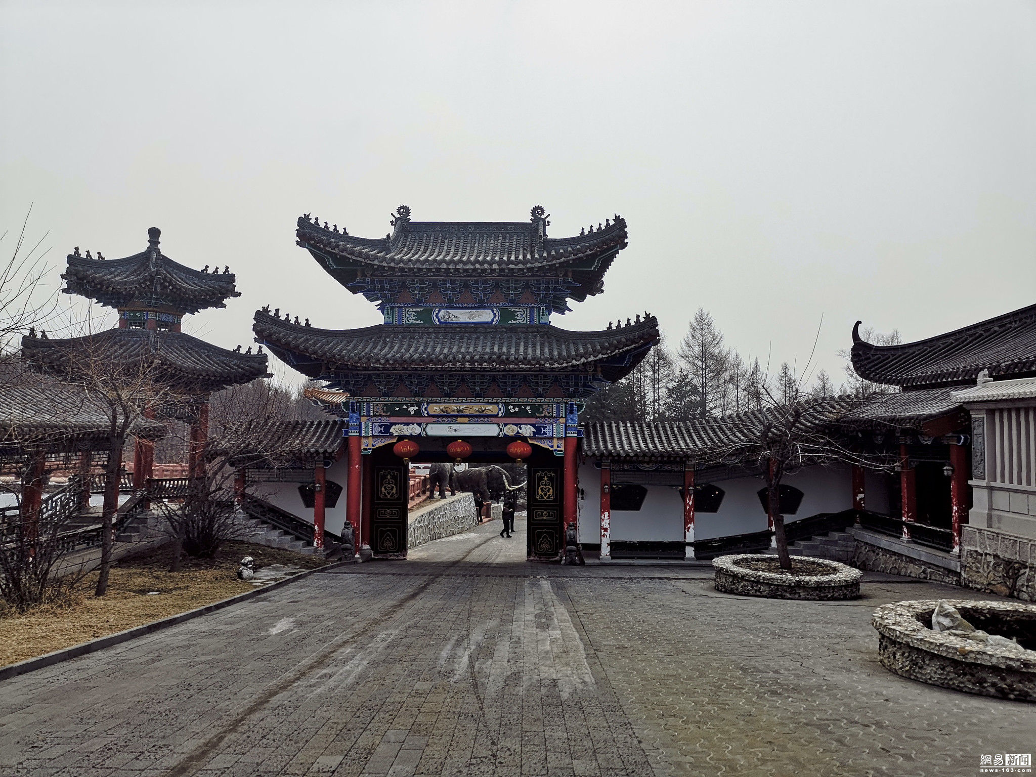 牡丹江森林惊现违建:毁林百亩建私人庄园