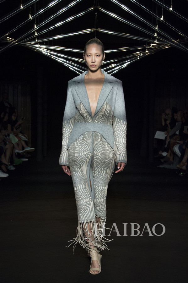 Iris van Herpen：自然与科学殊殊途同归！