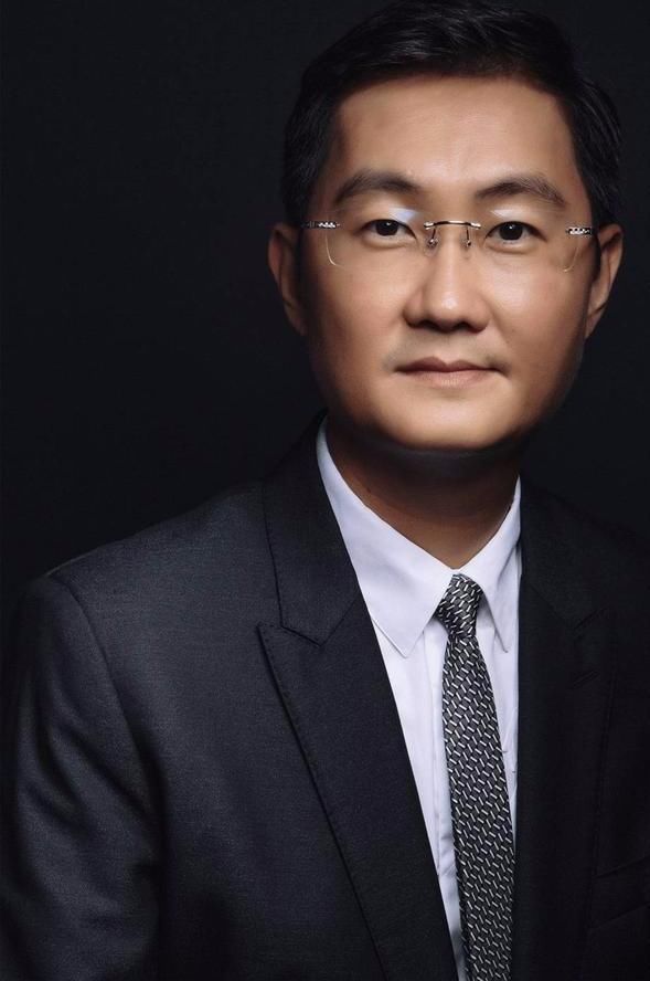 马化腾对王思聪表白女儿一事作出回应，马总发朋友圈的时间亮了！