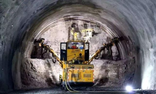  「打造」厉害！中国打造世界上最长隧道，全长98公里，预计2020
