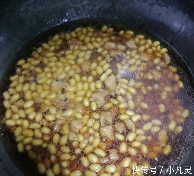 #肉丁烧豆#它是天然“黄体酮”,隔三差五吃,淡化皱纹,美白防色斑