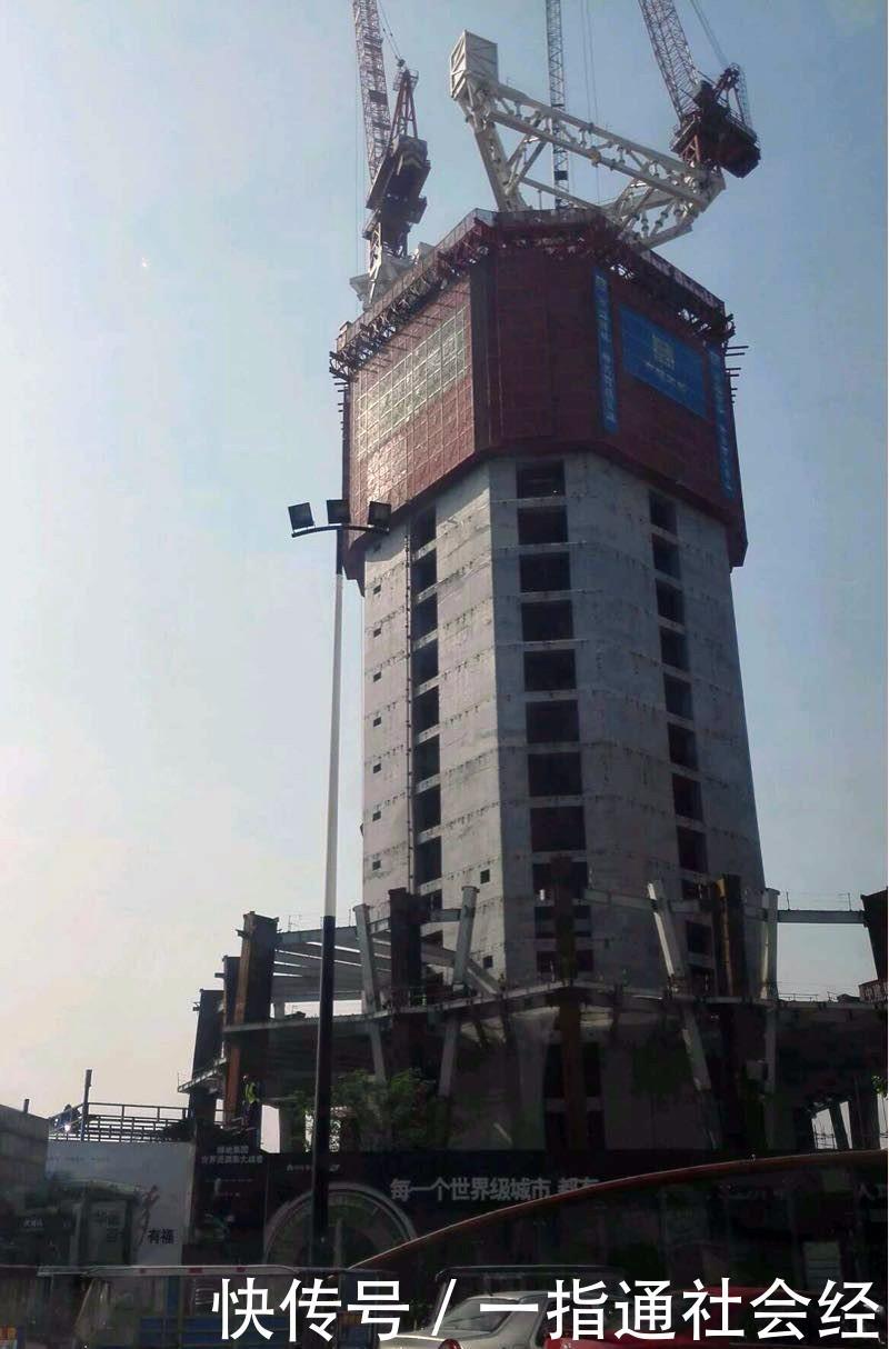 “成都第一高楼468蜀峰”带你看看修建情况是怎样的？