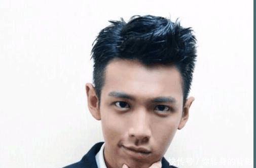 柯震东复出拍广告被网友抵制, 代言商家赶紧道歉并删掉所有东西