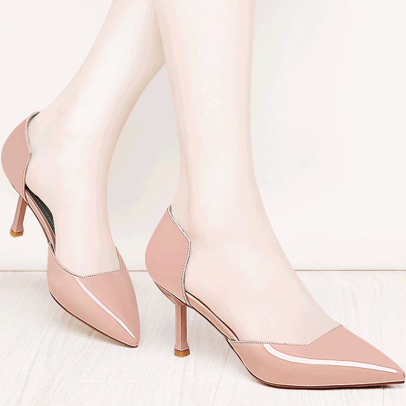 女人穿高跟鞋的时候才性感,下面18年流行的这7款,时髦又洋气