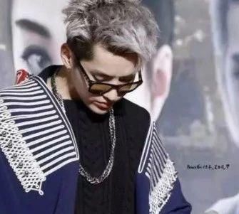 吴亦凡、鹿晗都爱穿女装？关晓彤看了都惊讶