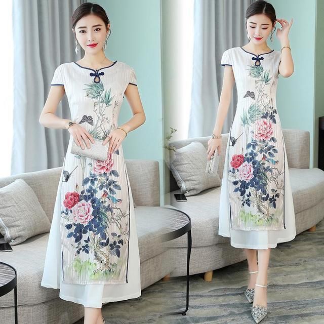 今年48岁的我，去泰国旅游，穿这样旗袍，美的其他团友羡慕眼红