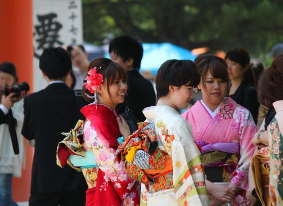 为何去日本旅行，双肩包游客经常遭“嫌弃”？当地美女透出内情！