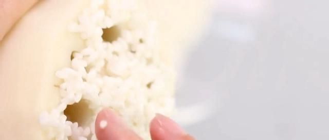  『适量』你以为莲藕只能有咸味和辣味？用桂花与糯米搭配，一口甜上心头