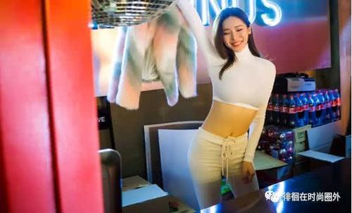 富婆式白洁紧身裤，别工作了，我养你