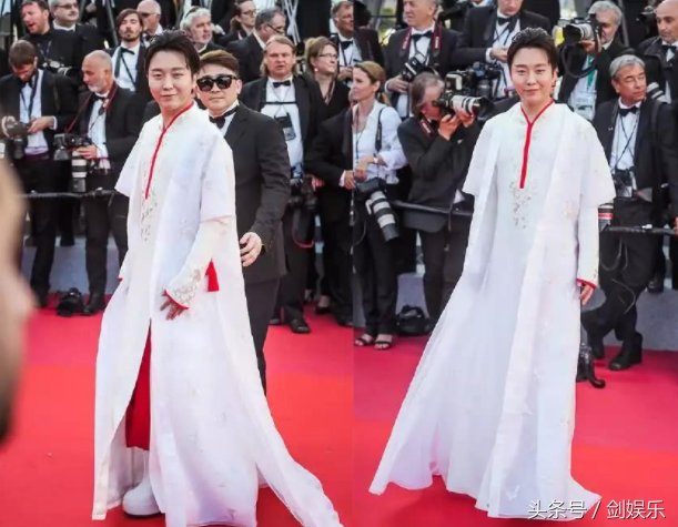 李玉刚首战戛纳 穿“百蝶衣”走红毯 简直惊艳了众人!