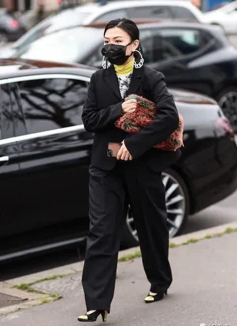  口罩■时尚圈终于对口罩“下手”了！意外地很心动