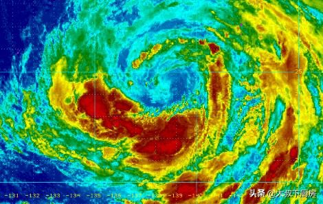 10号台风罗莎持续接近！15日恐登陆日本西部，气象专家：注意天气