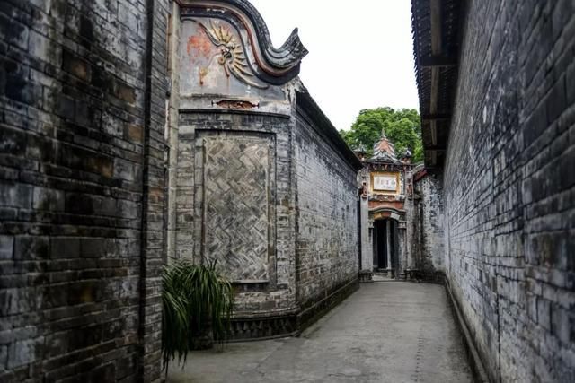 安仁的气质就是和别的古镇不一样