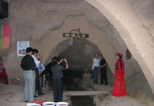  「地下」中国建2000年工程！地下挖5000公里长城，几亿人获益