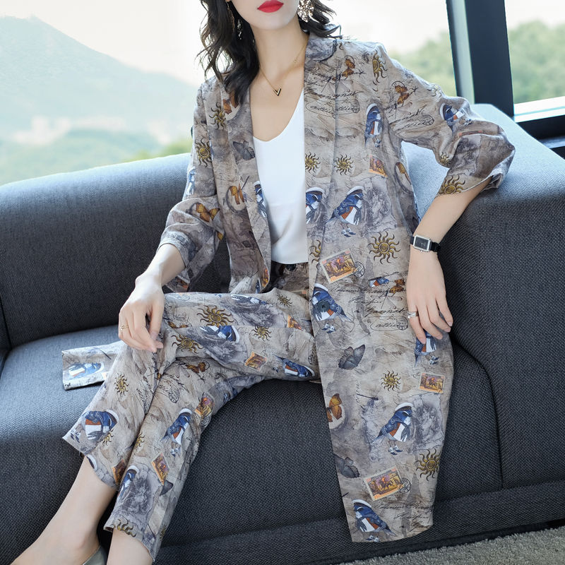 这8款小香风套装，是有点贵，但上身确实美嫩迷人，中秋穿美炸