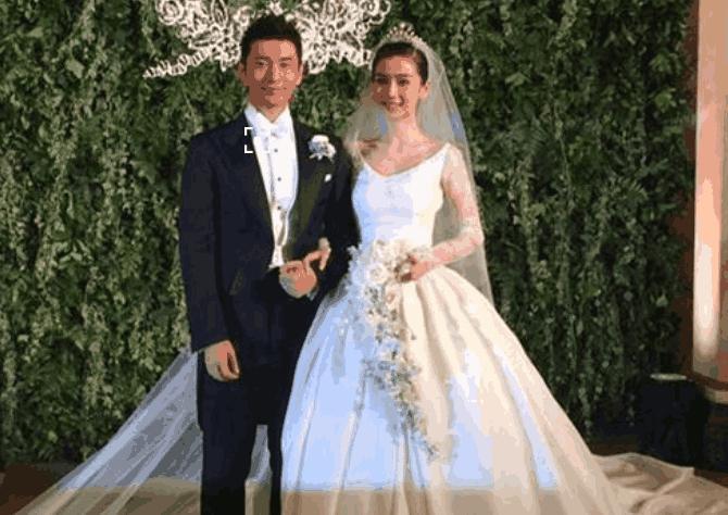 结婚时请了半个娱乐圈，出事时却没人敢发声，网友：黄晓明心凉了