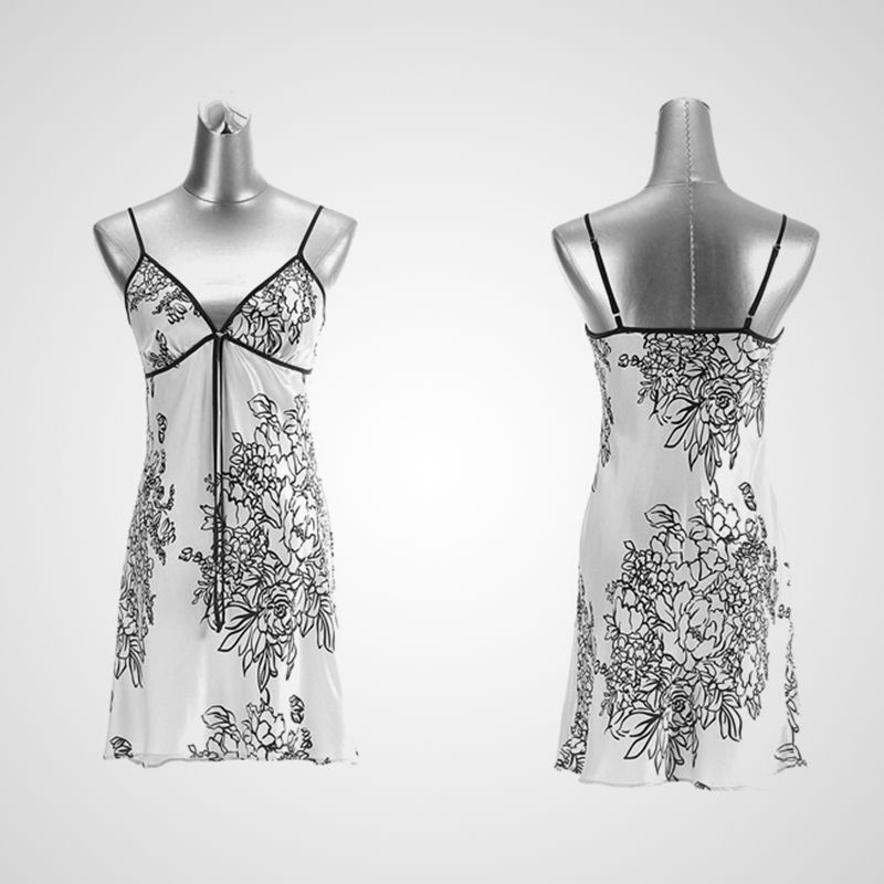 懒老婆洗完澡不想穿罩罩?看看下图这样穿，老公见了都目不转睛