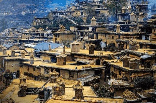 中国最“怪异”的村庄，800多间房连通，住户互不设防随意串门