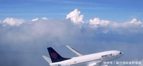  「答案」飞机上的粪便“随风飘扬”？空姐告诉你答案，别不信！